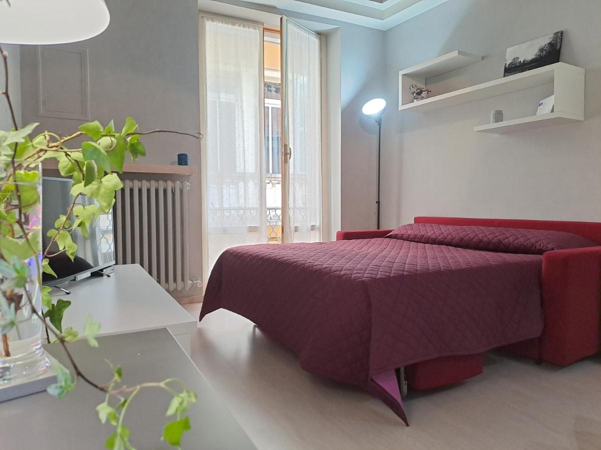 Appartamento Nel Cuore Di Parma - Laterale Via Farini Eksteriør bilde